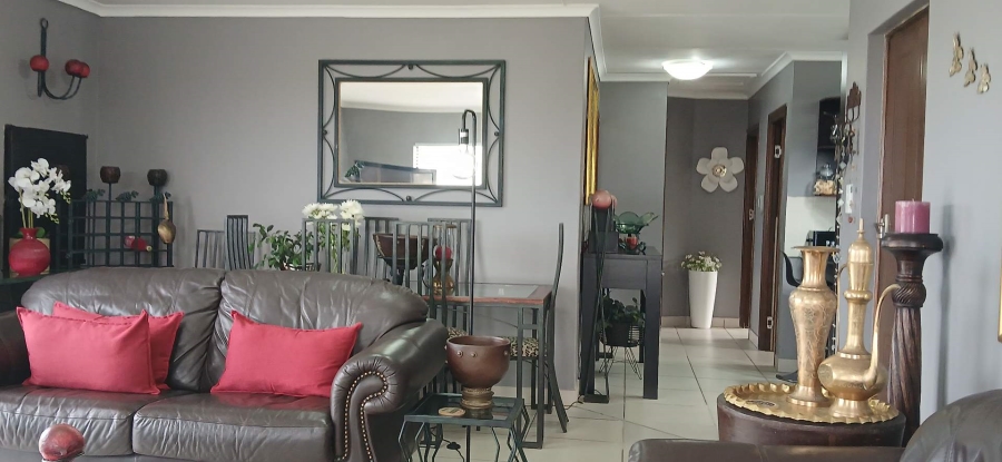3 Bedroom Property for Sale in Seemeeu Park Western Cape
